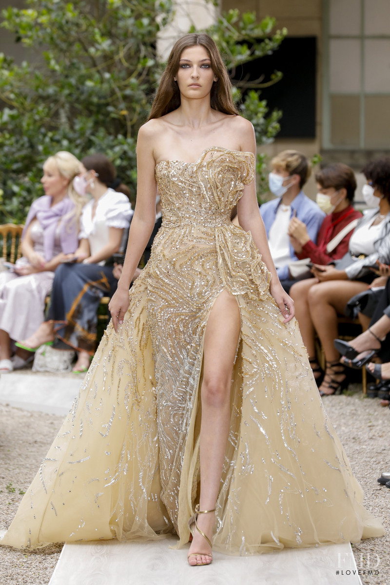 Zuhair Murad fashion show for Autumn/Winter 2021