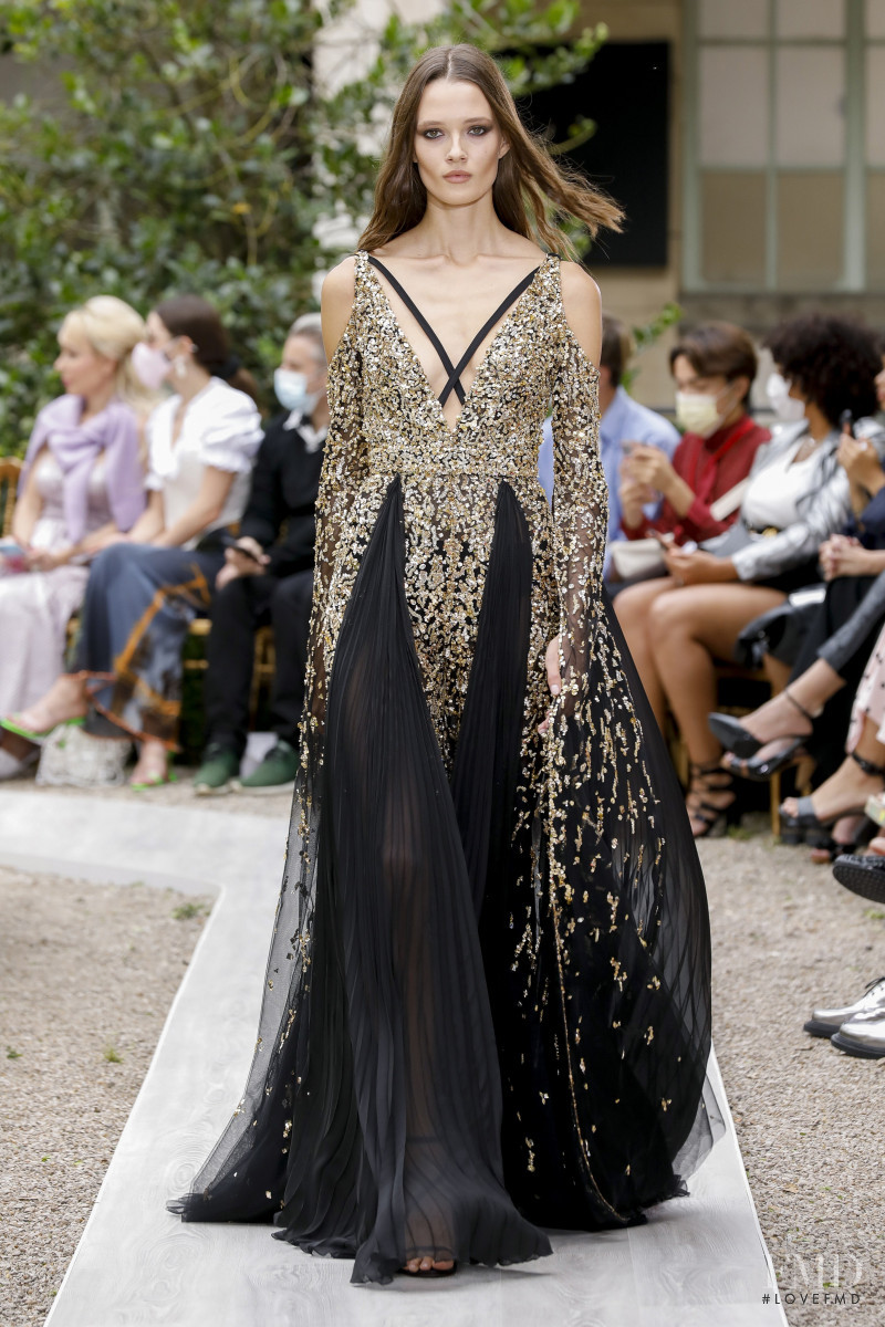 Zuhair Murad fashion show for Autumn/Winter 2021