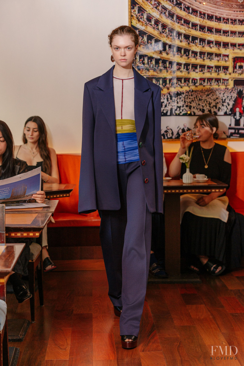 Marina Moscone fashion show for Resort 2022