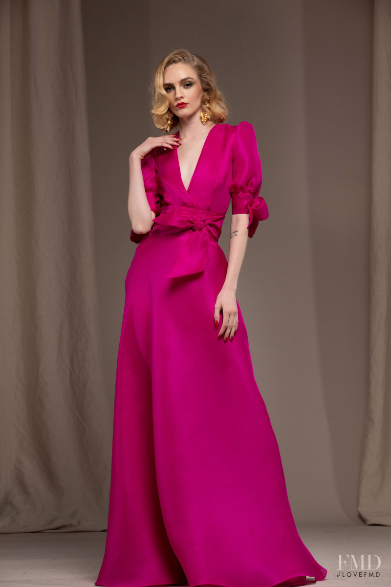 Naeem Khan lookbook for Resort 2022