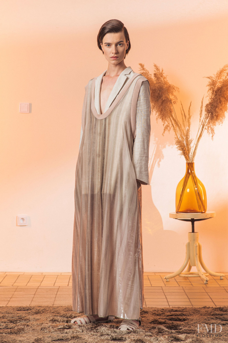 Nehera lookbook for Resort 2022