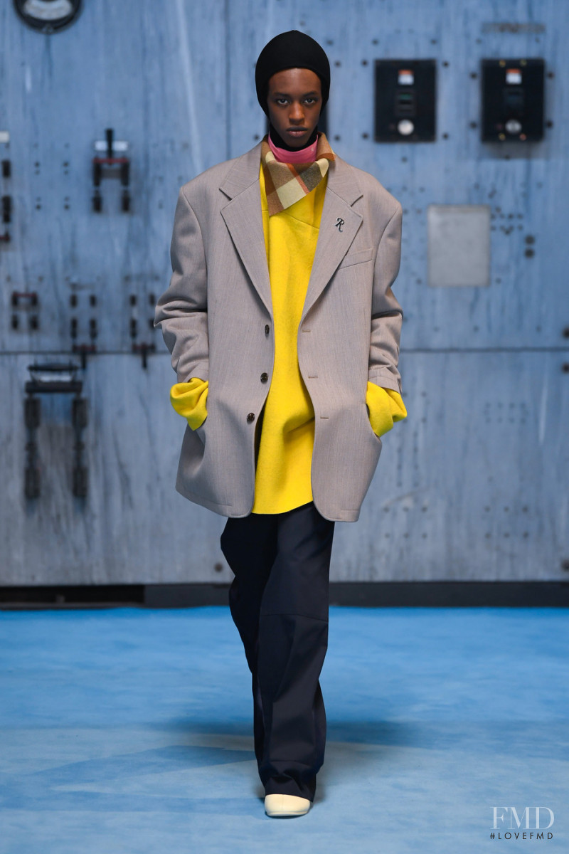 Raf Simons fashion show for Autumn/Winter 2021