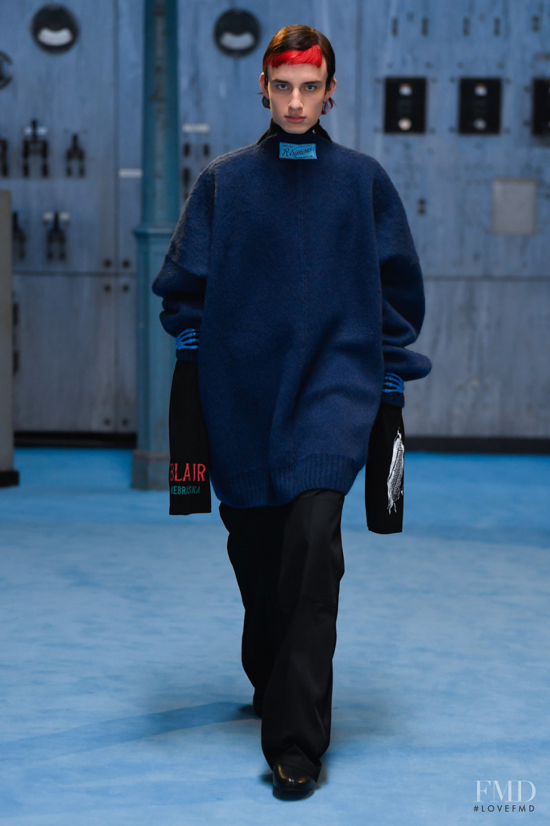 Raf Simons fashion show for Autumn/Winter 2021