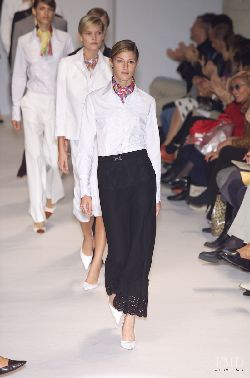 Alberto Biani fashion show for Spring/Summer 2001