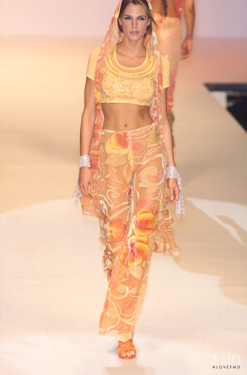1A Classe Alviero Martini fashion show for Spring/Summer 2001