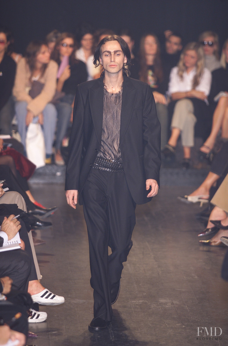 Ann Demeulemeester fashion show for Spring/Summer 2001