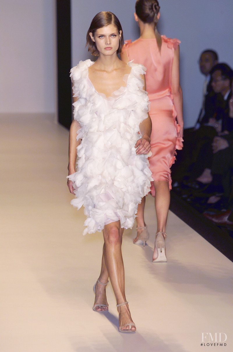 Antonio Berardi fashion show for Spring/Summer 2001