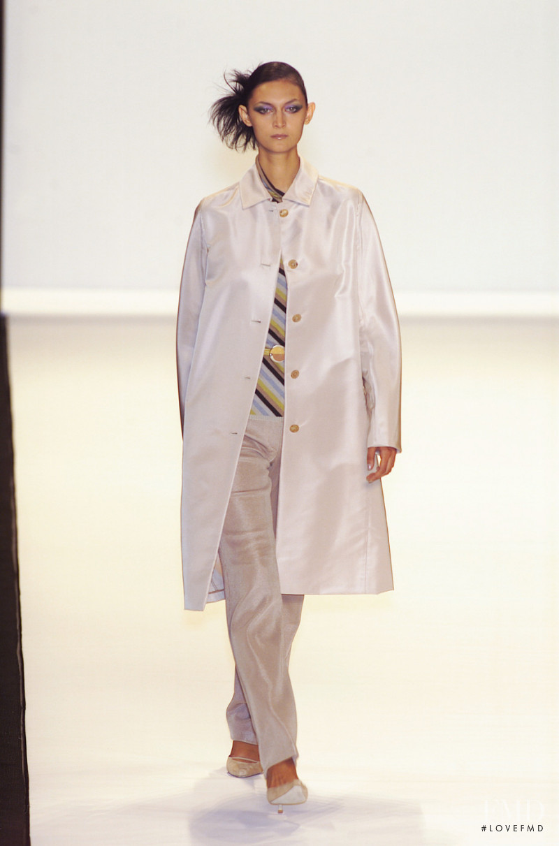 Bill Blass fashion show for Spring/Summer 2001