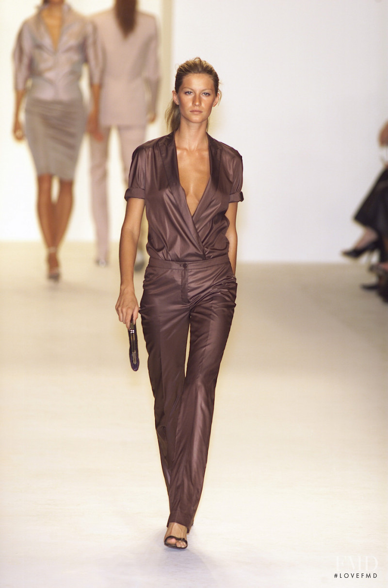 Calvin Klein 205W39NYC fashion show for Spring/Summer 2001