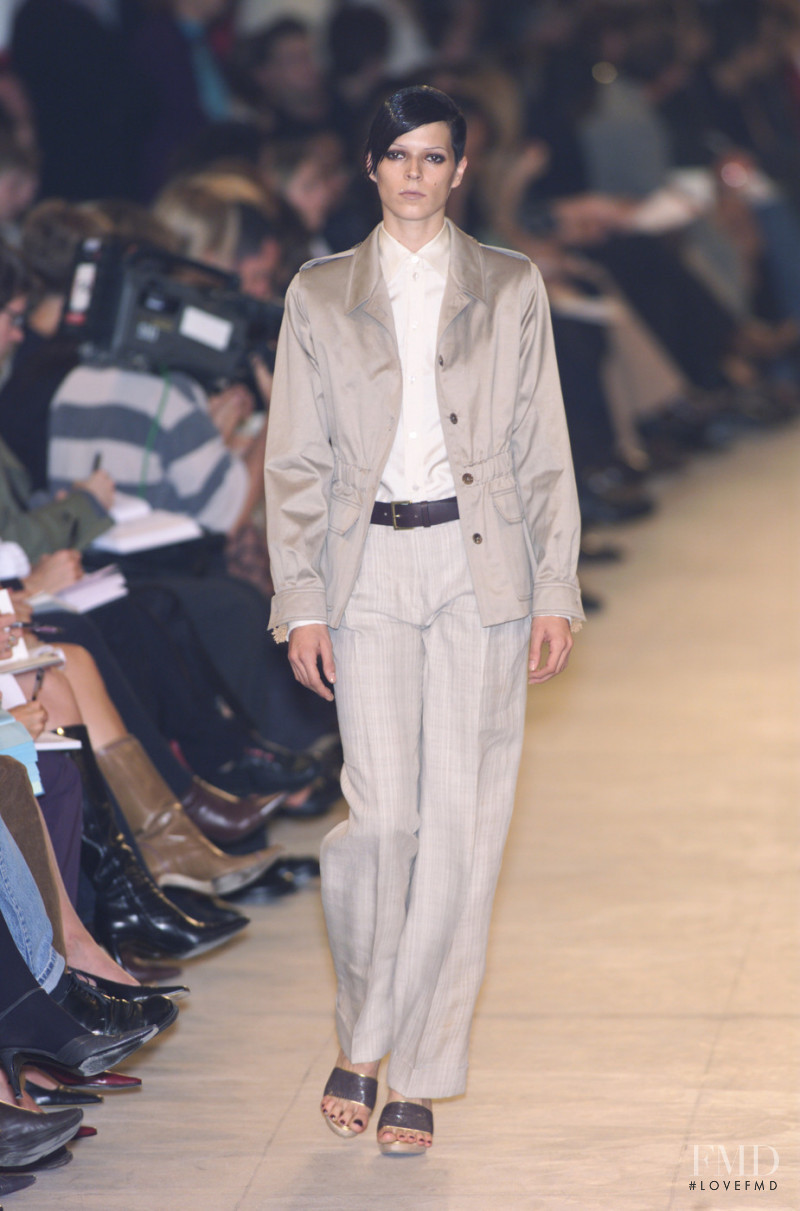 Cerruti fashion show for Spring/Summer 2001