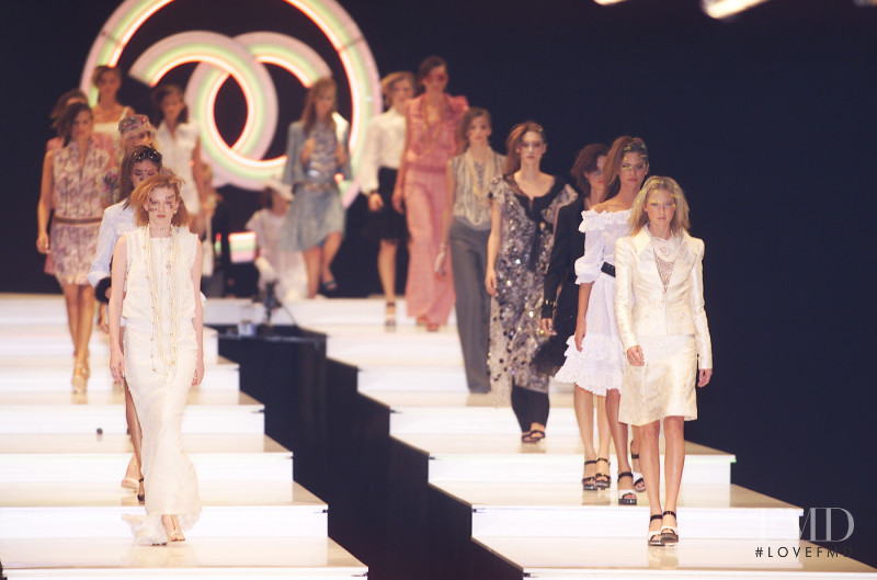 Chanel fashion show for Spring/Summer 2001