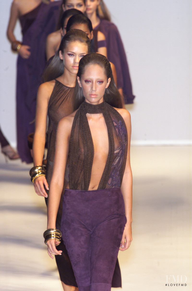 Coccapani fashion show for Spring/Summer 2001