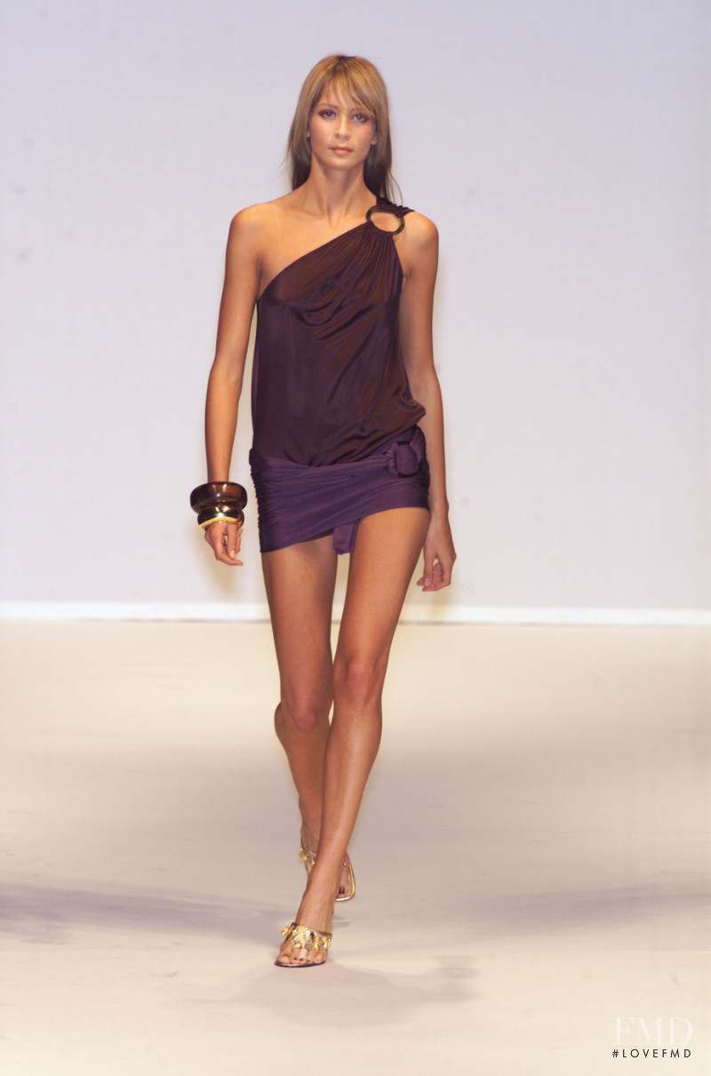 Coccapani fashion show for Spring/Summer 2001