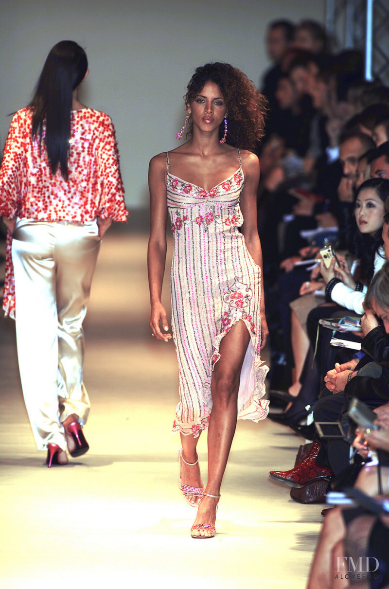 Collette Dinnigan fashion show for Spring/Summer 2001