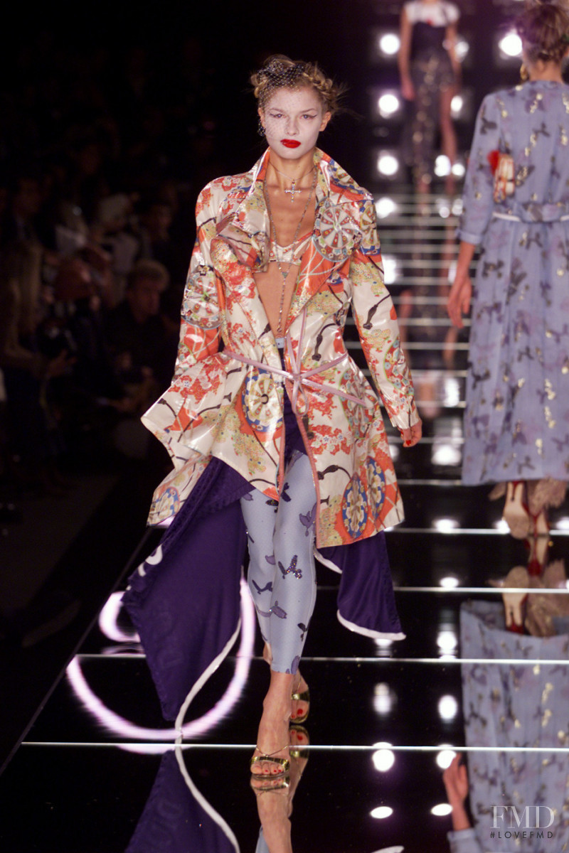 Christian Dior fashion show for Spring/Summer 2001