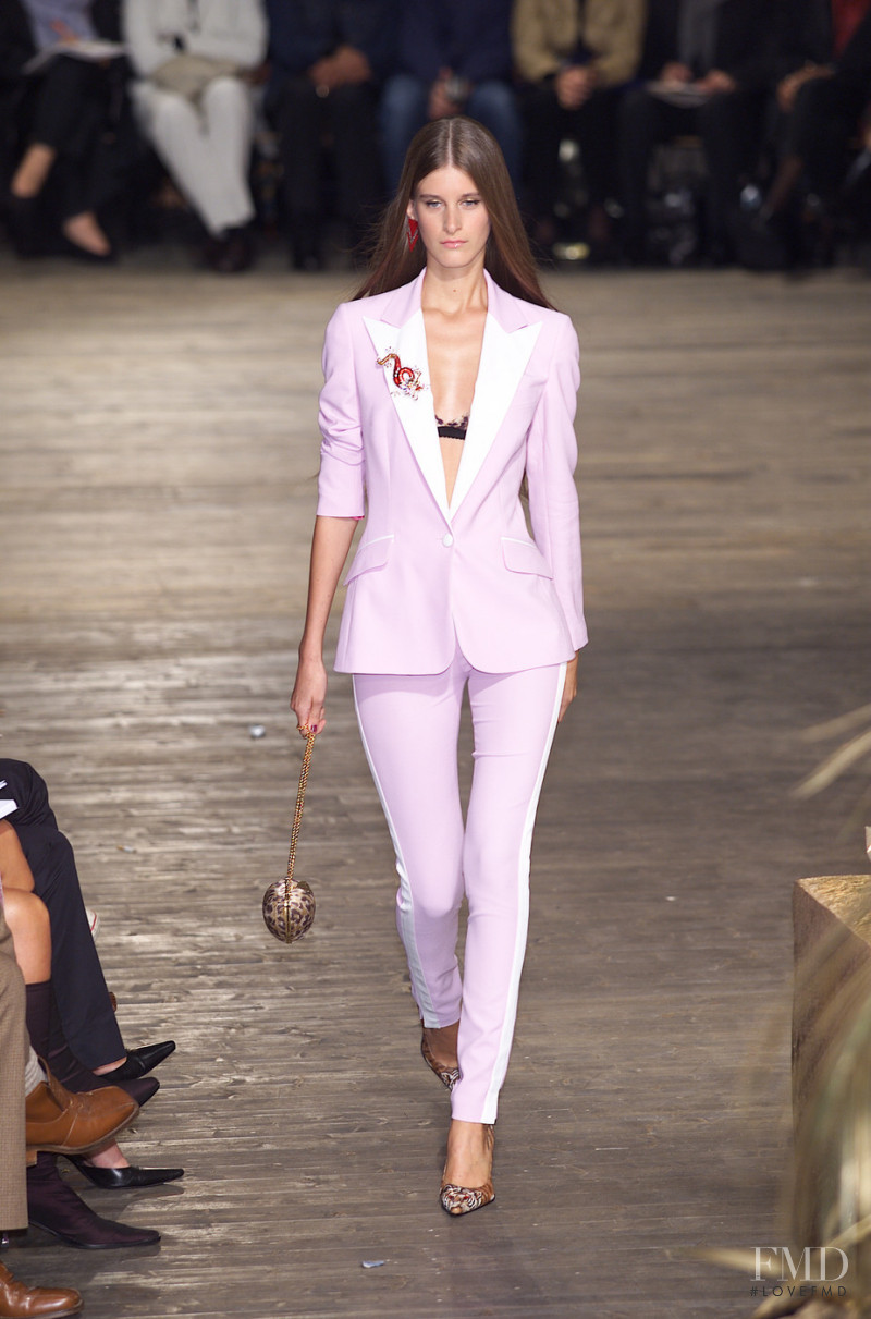D&G fashion show for Spring/Summer 2001