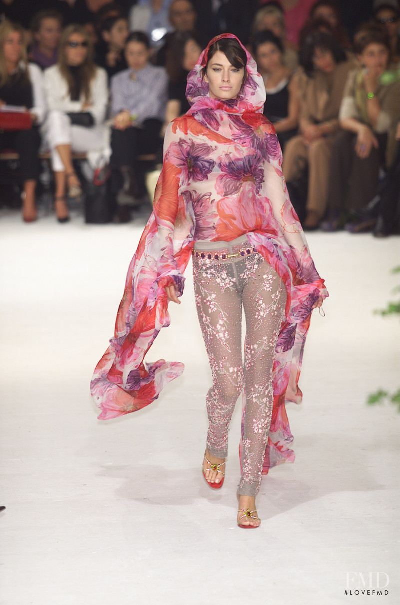 Dolce & Gabbana fashion show for Spring/Summer 2001