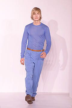 DKNY fashion show for Spring/Summer 2001