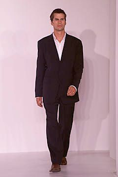 DKNY fashion show for Spring/Summer 2001