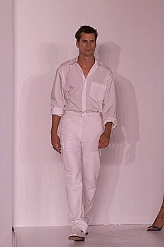 DKNY fashion show for Spring/Summer 2001