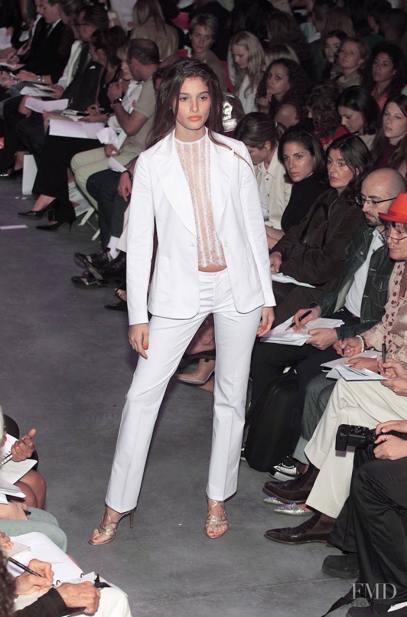 Diane Von Furstenberg fashion show for Spring/Summer 2001