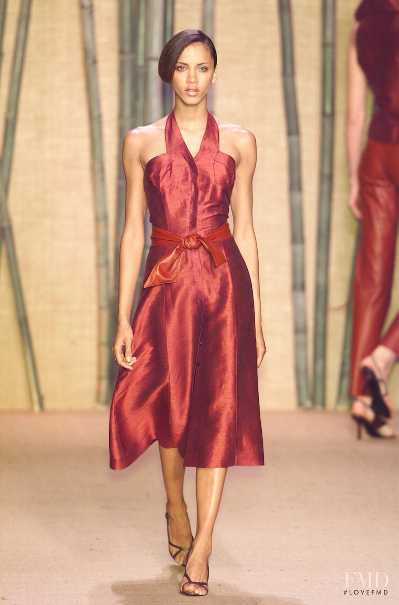 Douglas Hannant fashion show for Spring/Summer 2001