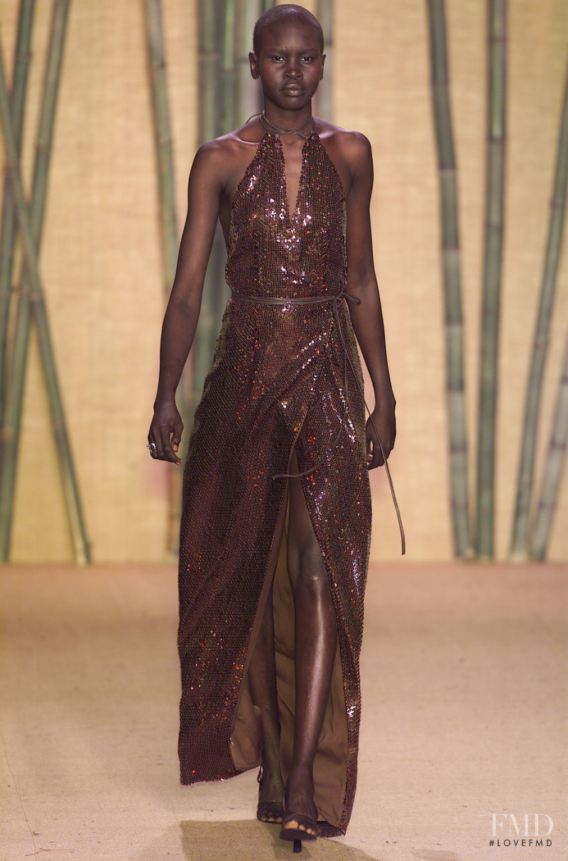 Douglas Hannant fashion show for Spring/Summer 2001