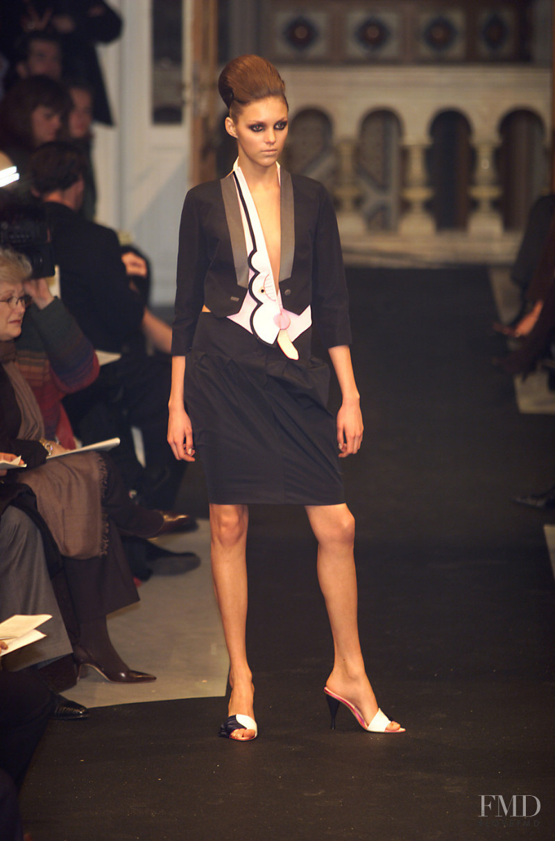 Louis Feraud fashion show for Spring/Summer 2001