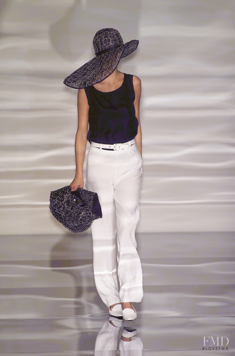 Giorgio Armani fashion show for Spring/Summer 2001