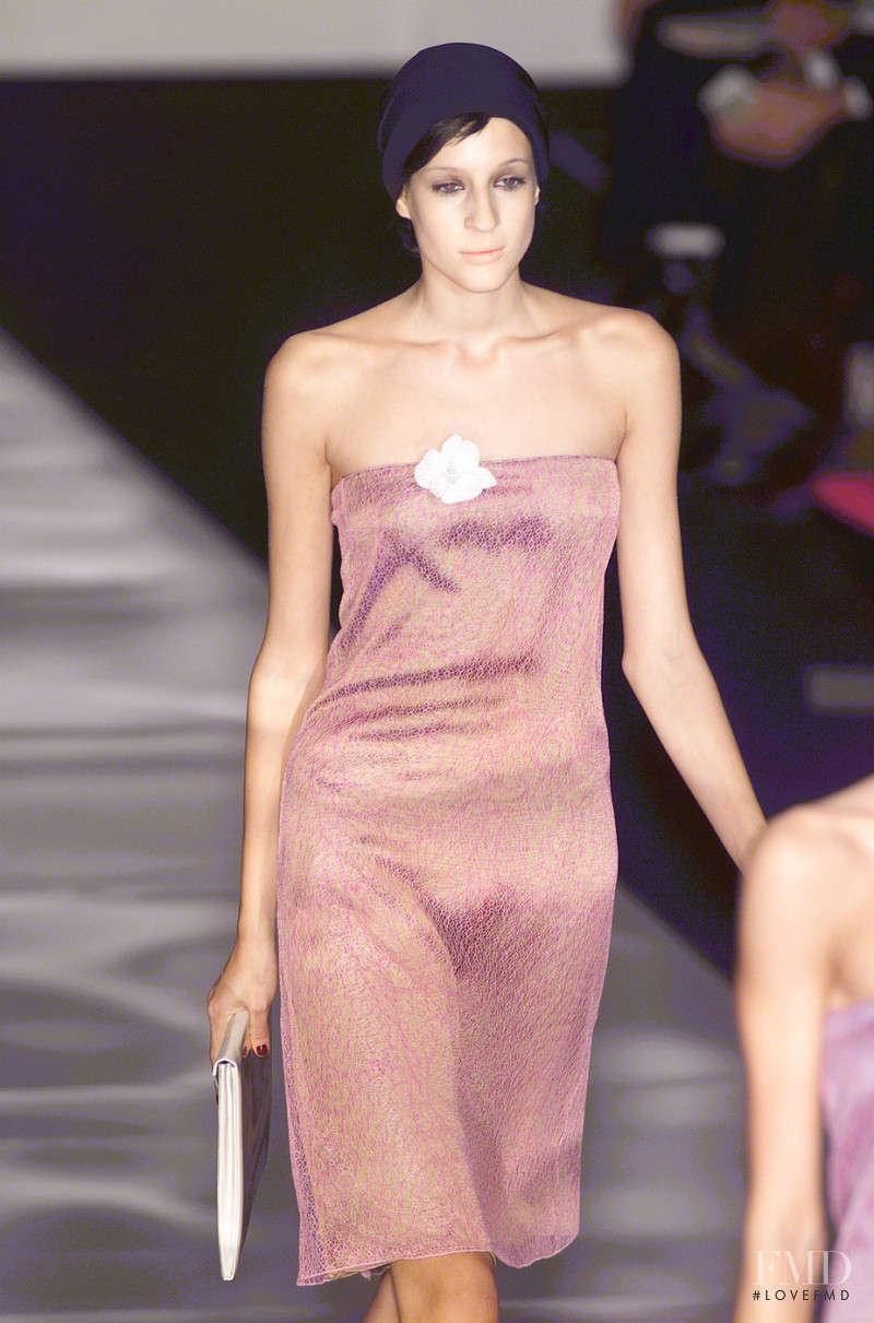 Giorgio Armani fashion show for Spring/Summer 2001