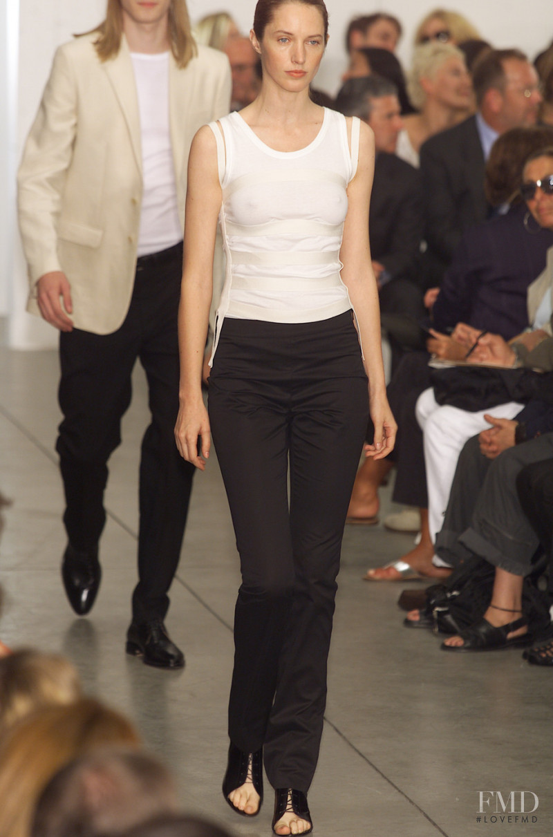 Helmut Lang fashion show for Spring/Summer 2001