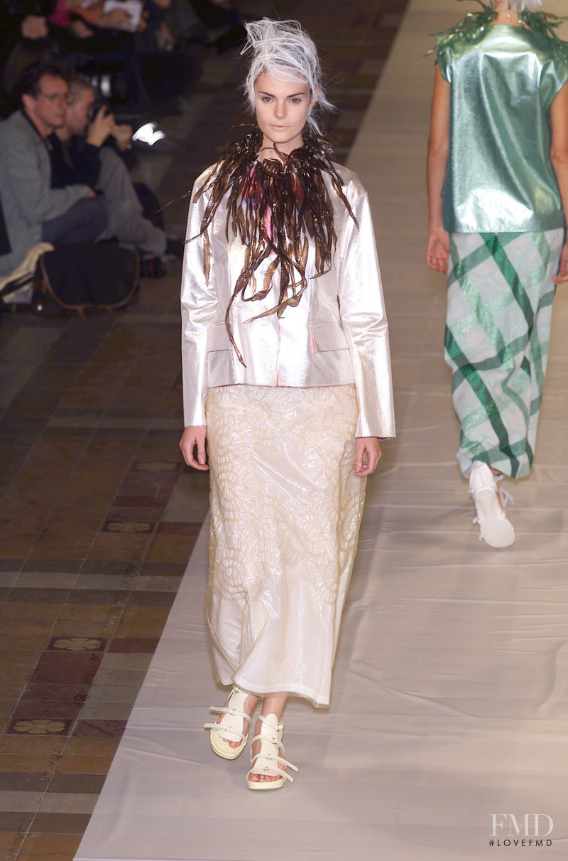 Issey Miyake fashion show for Spring/Summer 2001