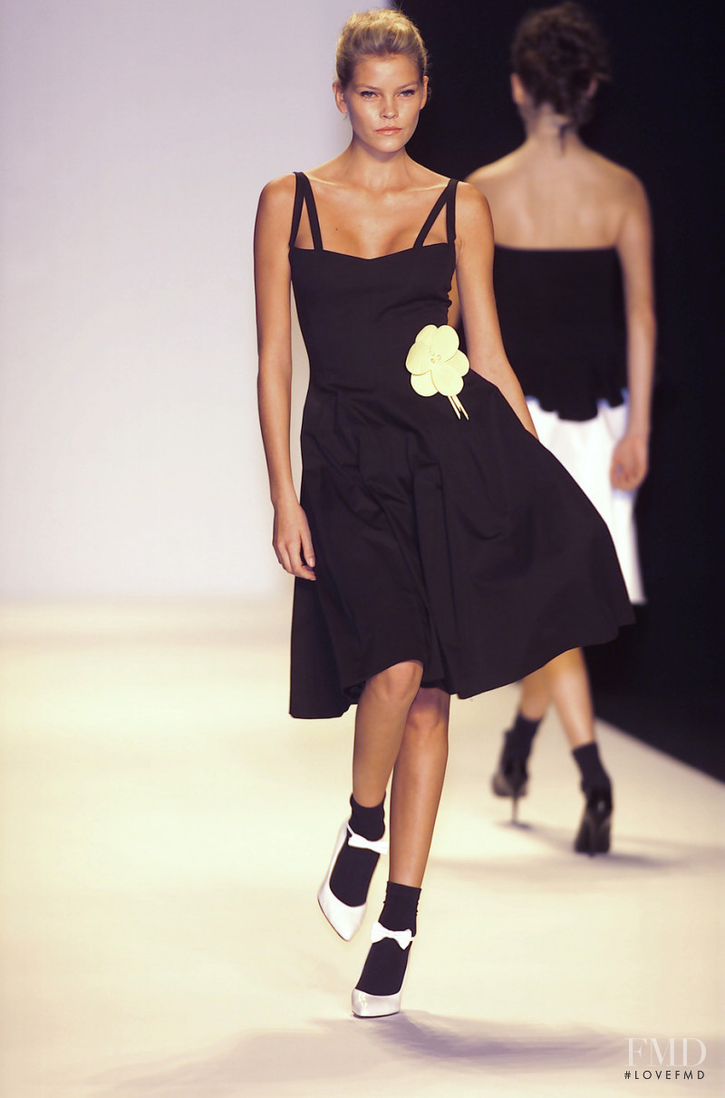 Jill Stuart fashion show for Spring/Summer 2001