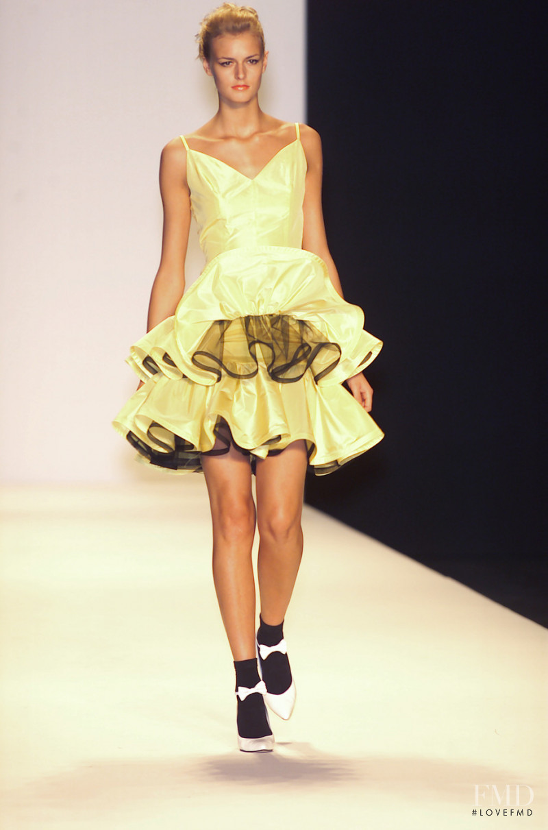 Jill Stuart fashion show for Spring/Summer 2001