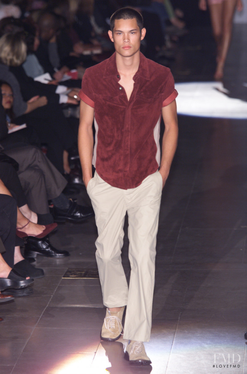 Kenneth Cole New York fashion show for Spring/Summer 2001