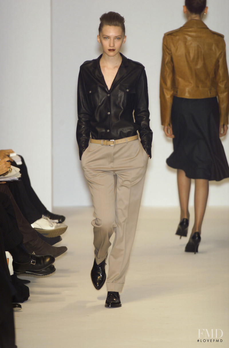 Alberto Biani fashion show for Autumn/Winter 2001