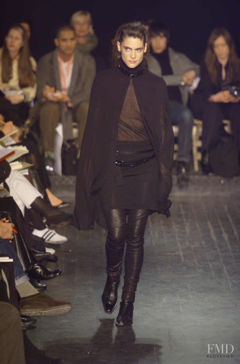 Ann Demeulemeester fashion show for Autumn/Winter 2001