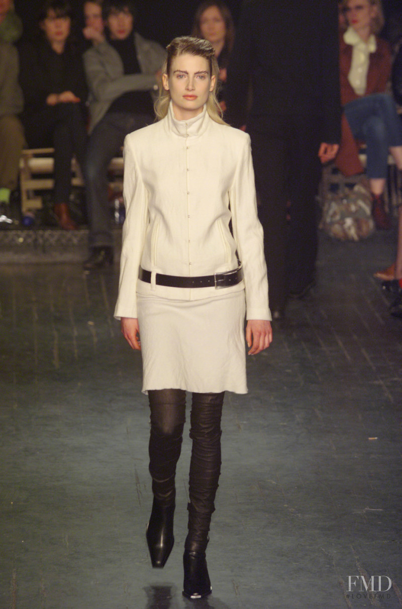 Ann Demeulemeester fashion show for Autumn/Winter 2001