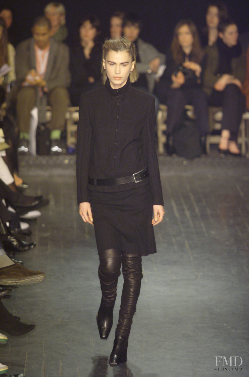 Ann Demeulemeester fashion show for Autumn/Winter 2001