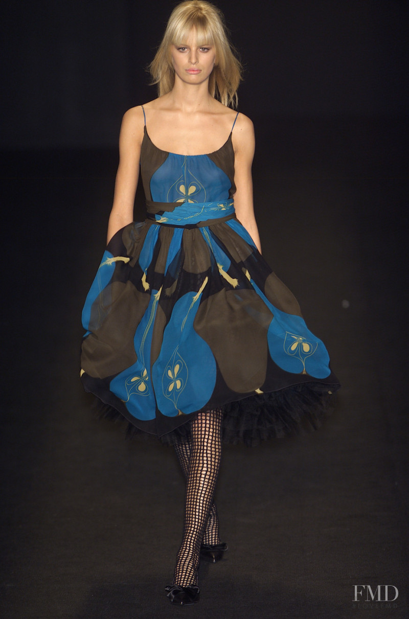 Anna Sui fashion show for Autumn/Winter 2001