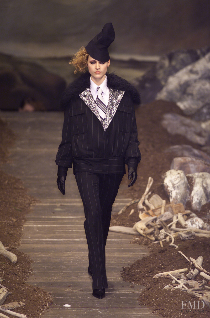 Antonio Marras fashion show for Autumn/Winter 2001