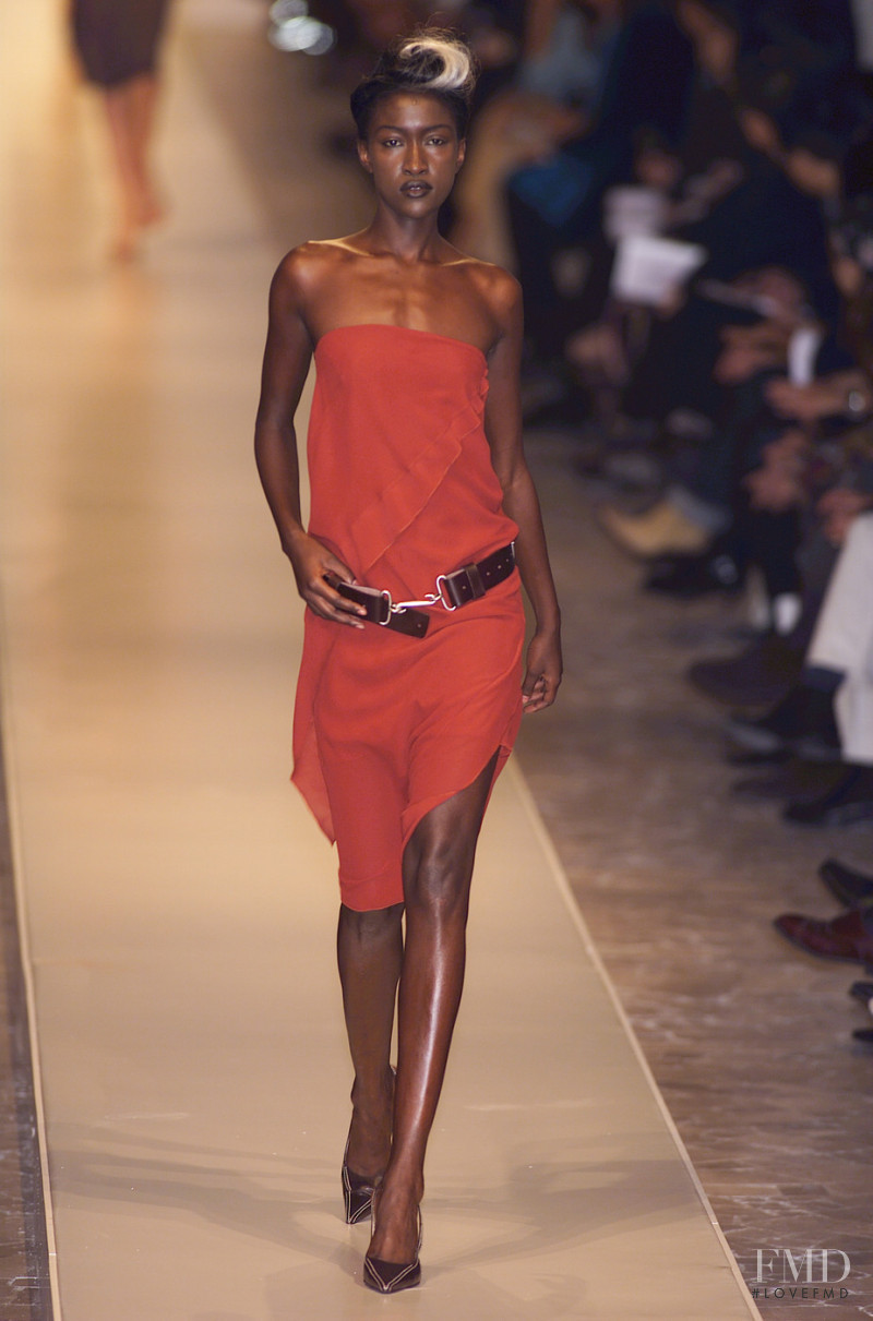 Maska fashion show for Spring/Summer 2001