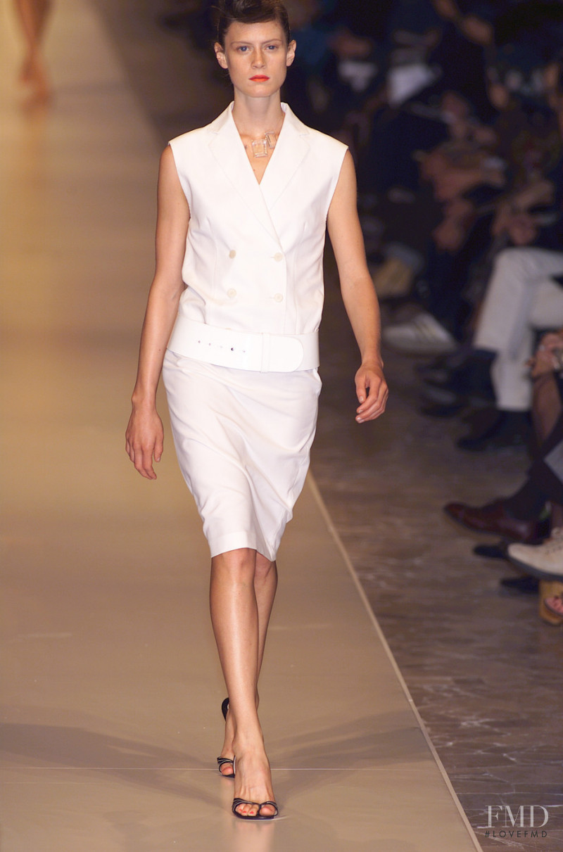 Maska fashion show for Spring/Summer 2001