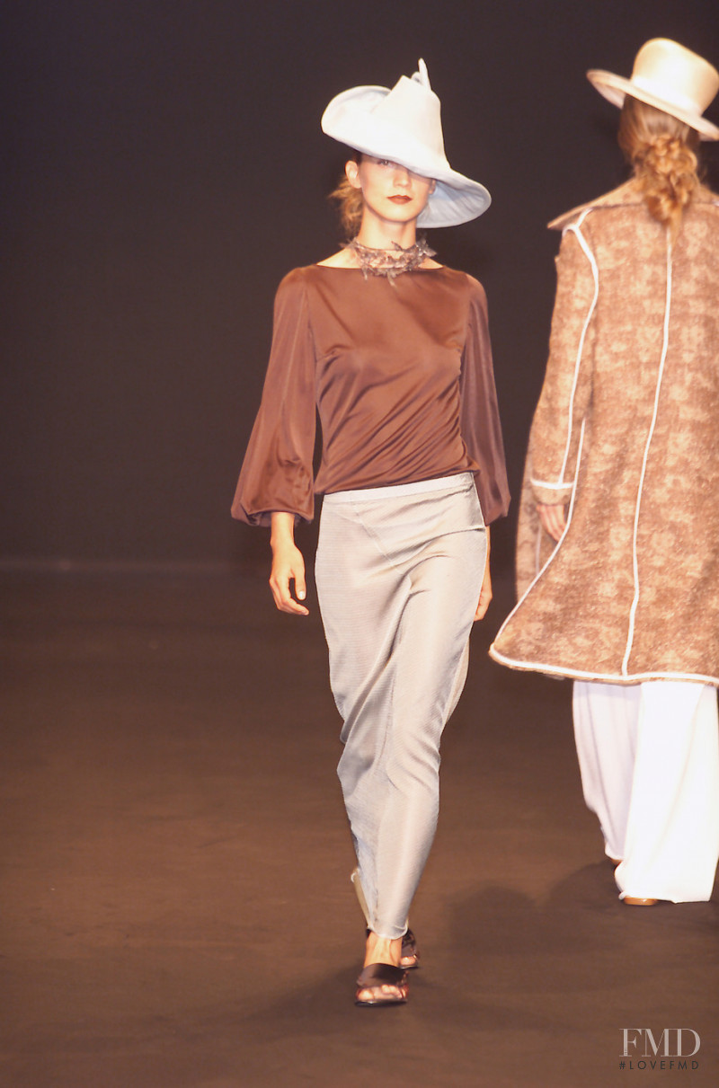 Martino Midali fashion show for Spring/Summer 2001