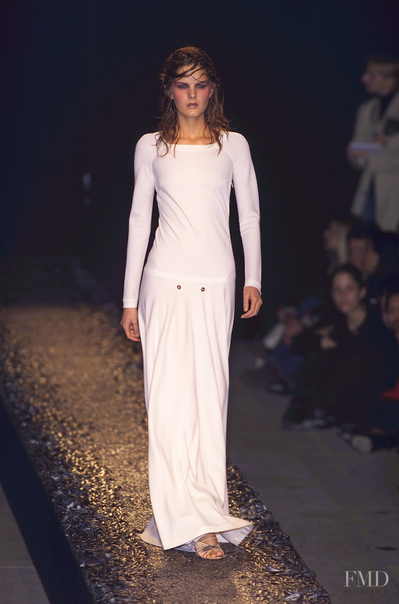 Olivier Theyskens fashion show for Spring/Summer 2001