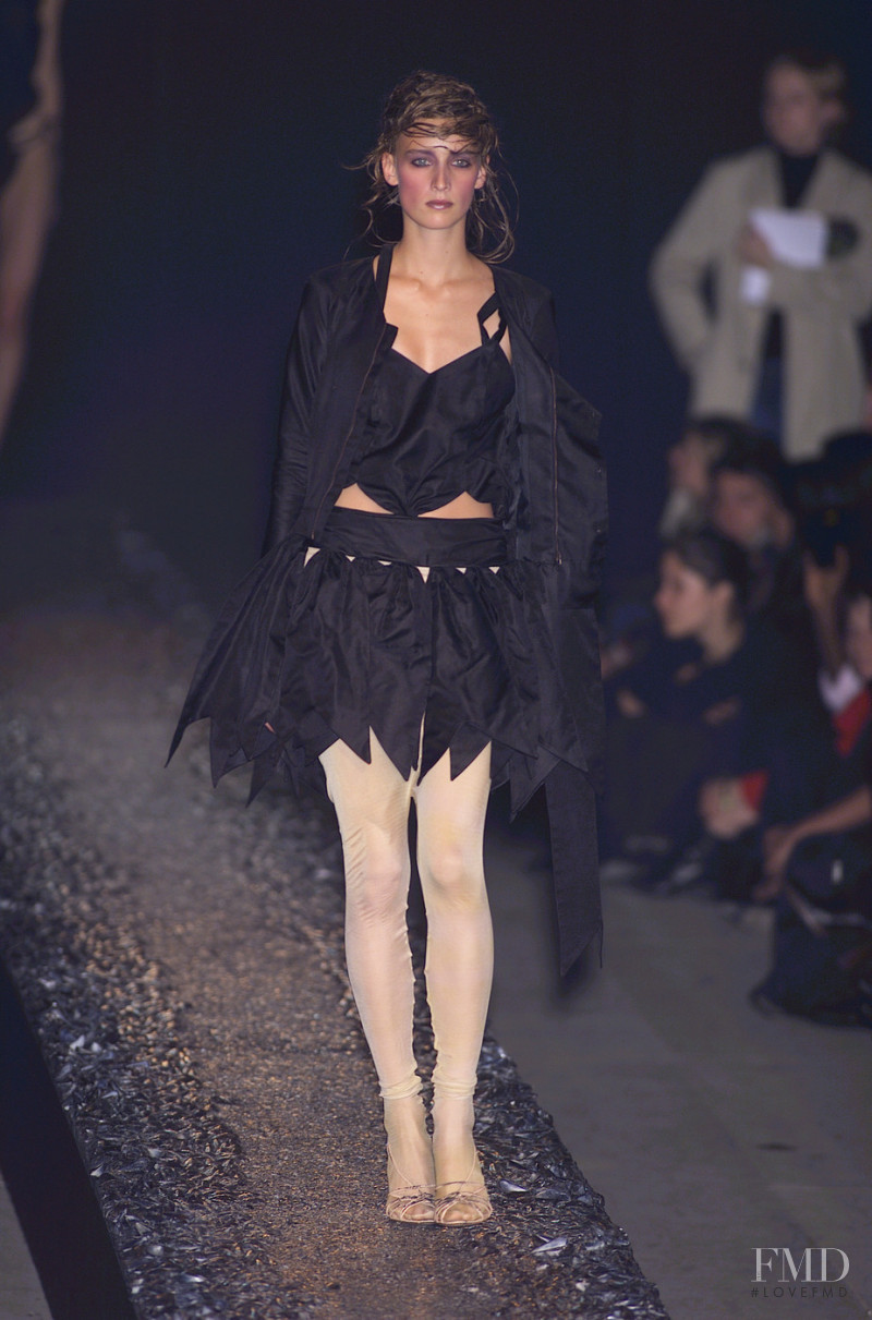 Olivier Theyskens fashion show for Spring/Summer 2001