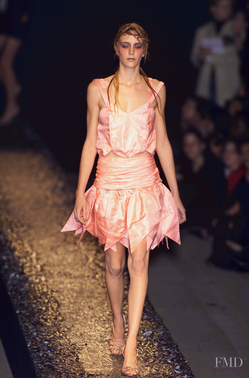 Olivier Theyskens fashion show for Spring/Summer 2001