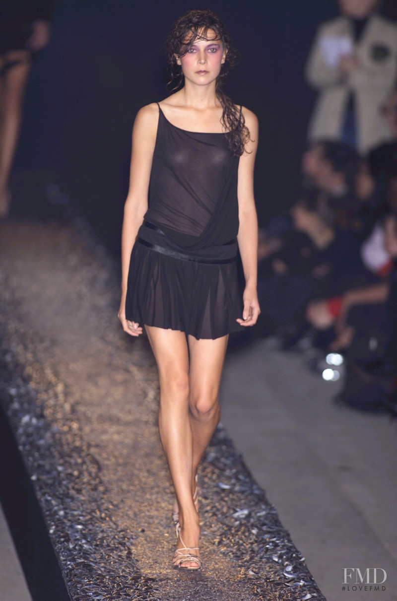 Olivier Theyskens fashion show for Spring/Summer 2001