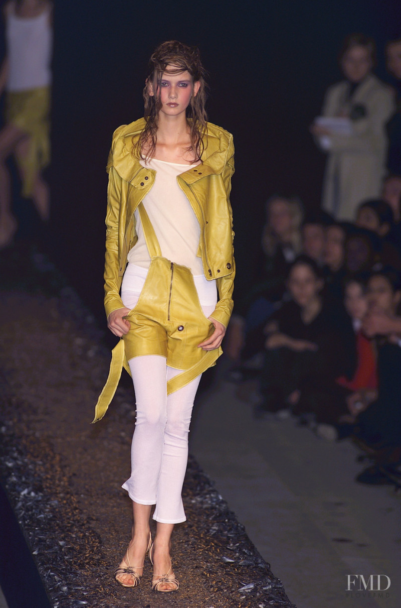 Olivier Theyskens fashion show for Spring/Summer 2001