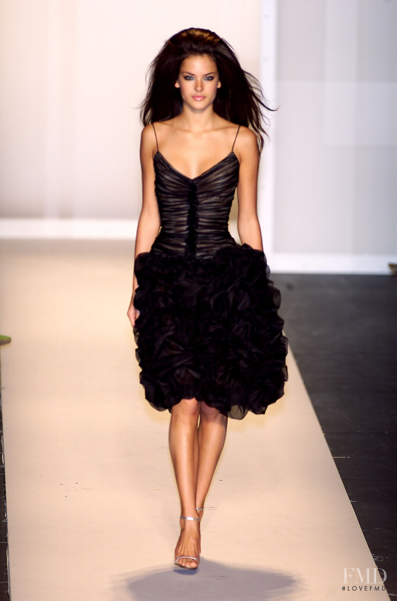 Oscar de la Renta fashion show for Spring/Summer 2001